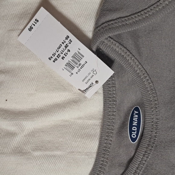 NWT Old Navy Halloween Onesie - Long Sleeve Baby 6-12 - Pumpkin Onesie - Picture 5 of 6